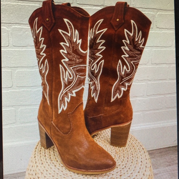 🎄XmasSale🎄MIA Taley TallWestern BootsCognac NIB/NWT Size9 EmbroideredFauxLeather - Picture 4 of 6